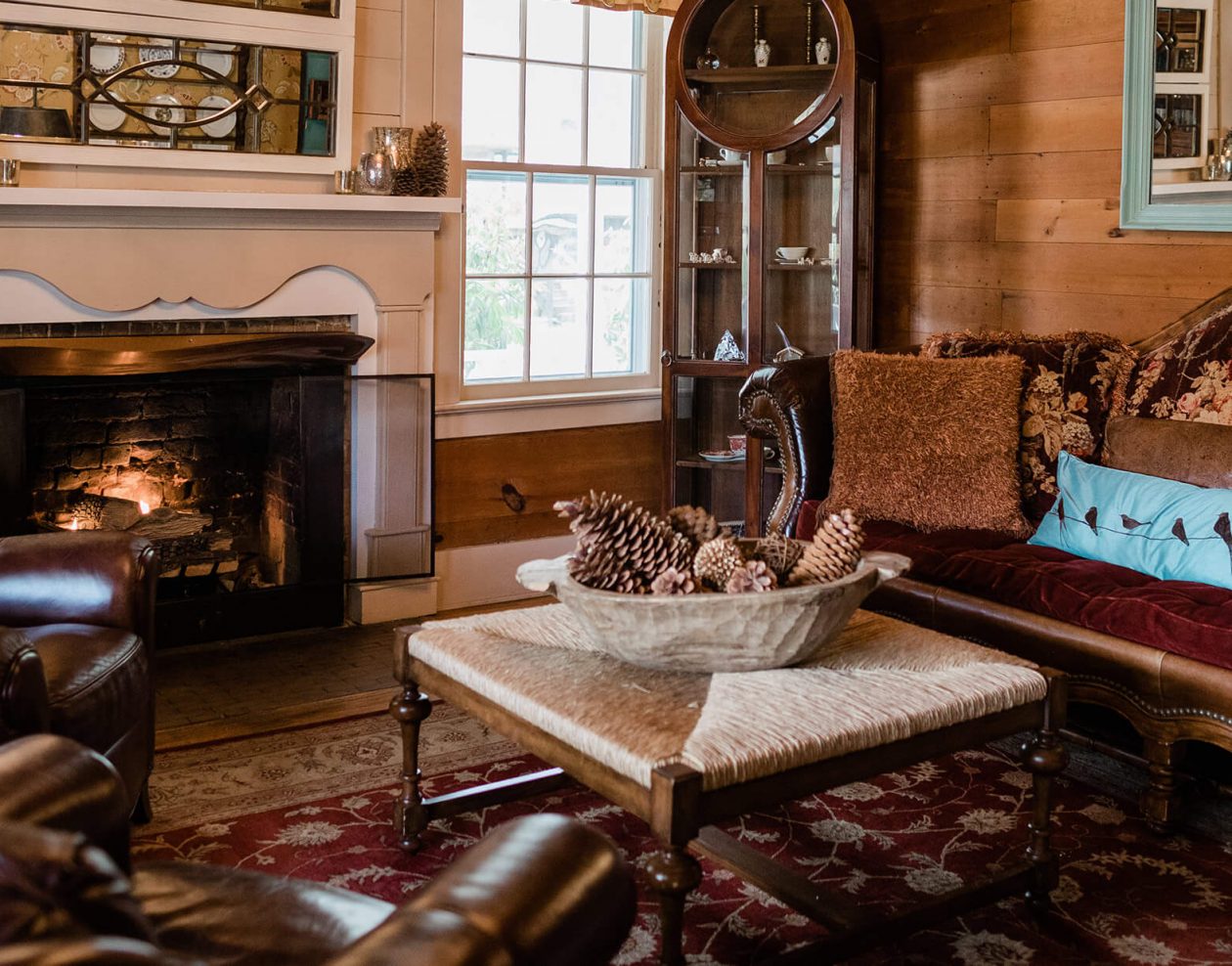 Sitting area at The Mast Farm Inn